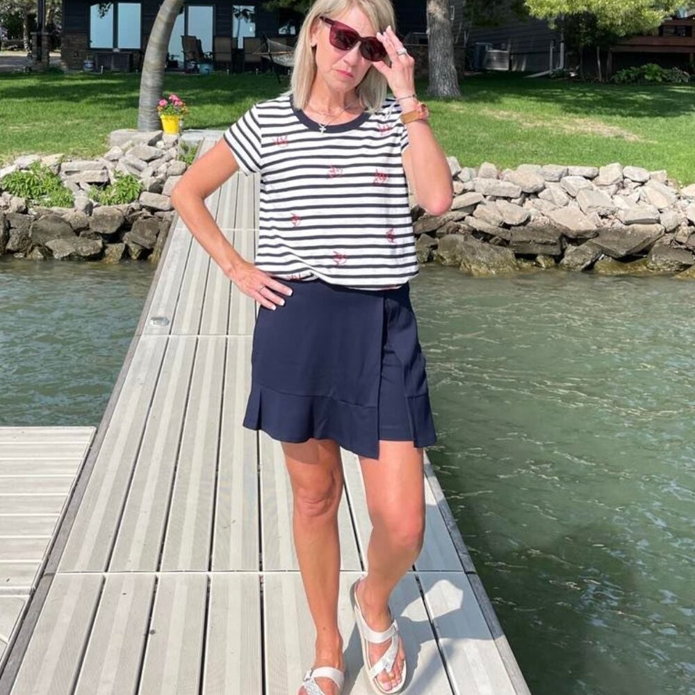 Cabi 6195 Golf Cart Skort Navy Spring 2022 Size 10 NWT